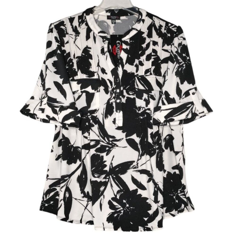 NWT Cocomo Plus Size 3X Black & White Floral Print Pintuck Short Sleeve Top